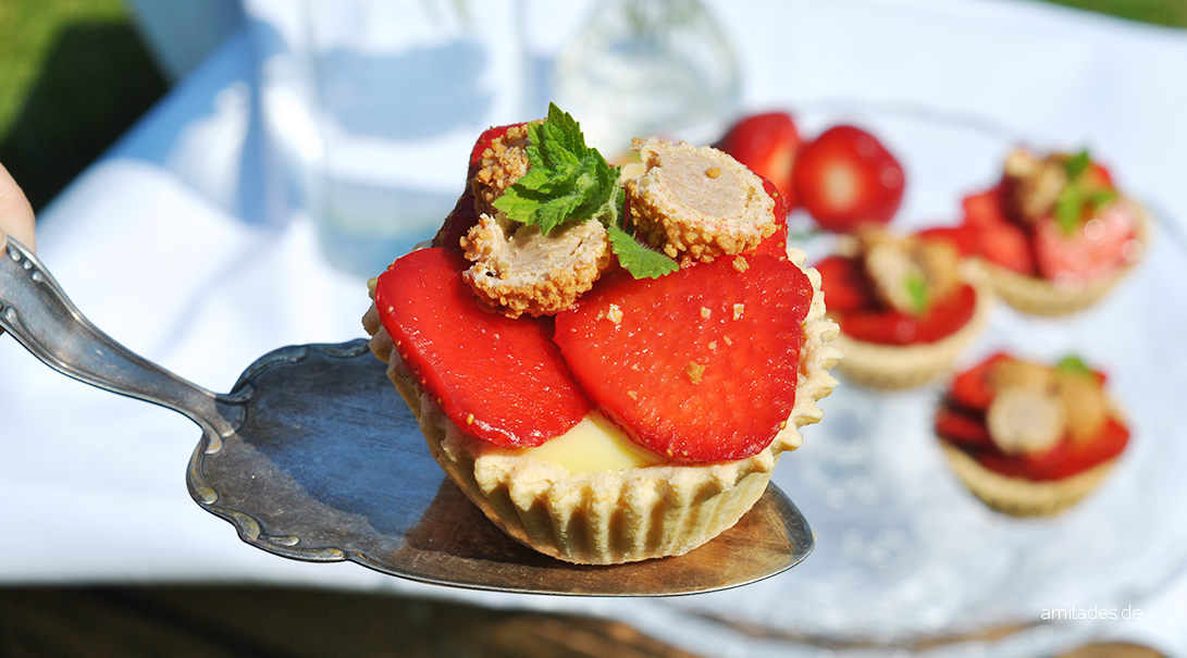 Blätterteig-Tartelettes mit Erdbeeren